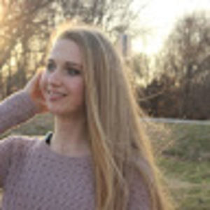 Meet your Posher, Laci